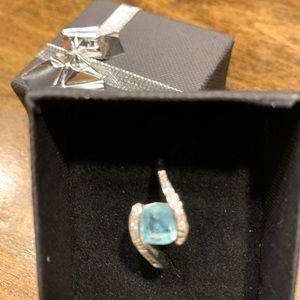 Beautiful aquamarine ring